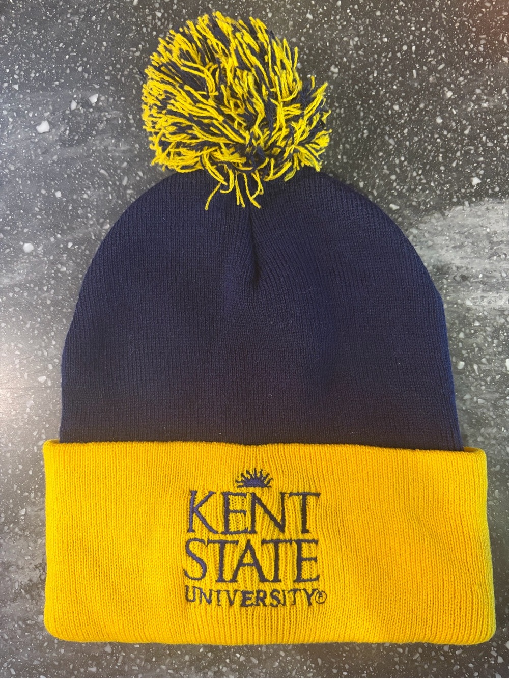 Men’s Pom Beanie - Kent State University